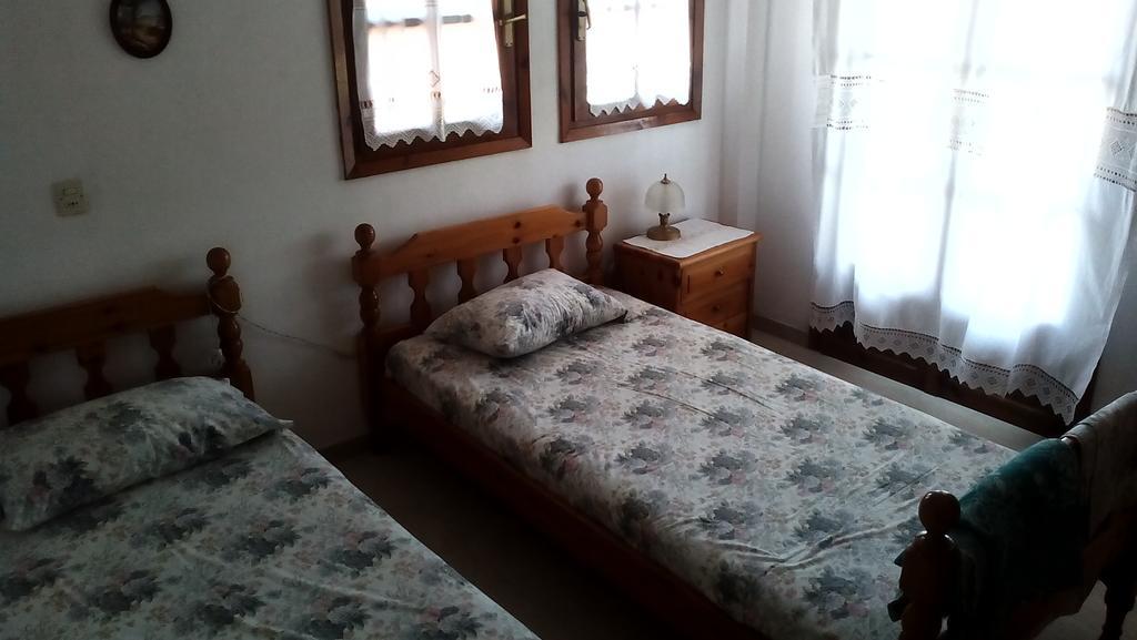 Nireas Apartment เนอา สกีโอนี ภายนอก รูปภาพ
